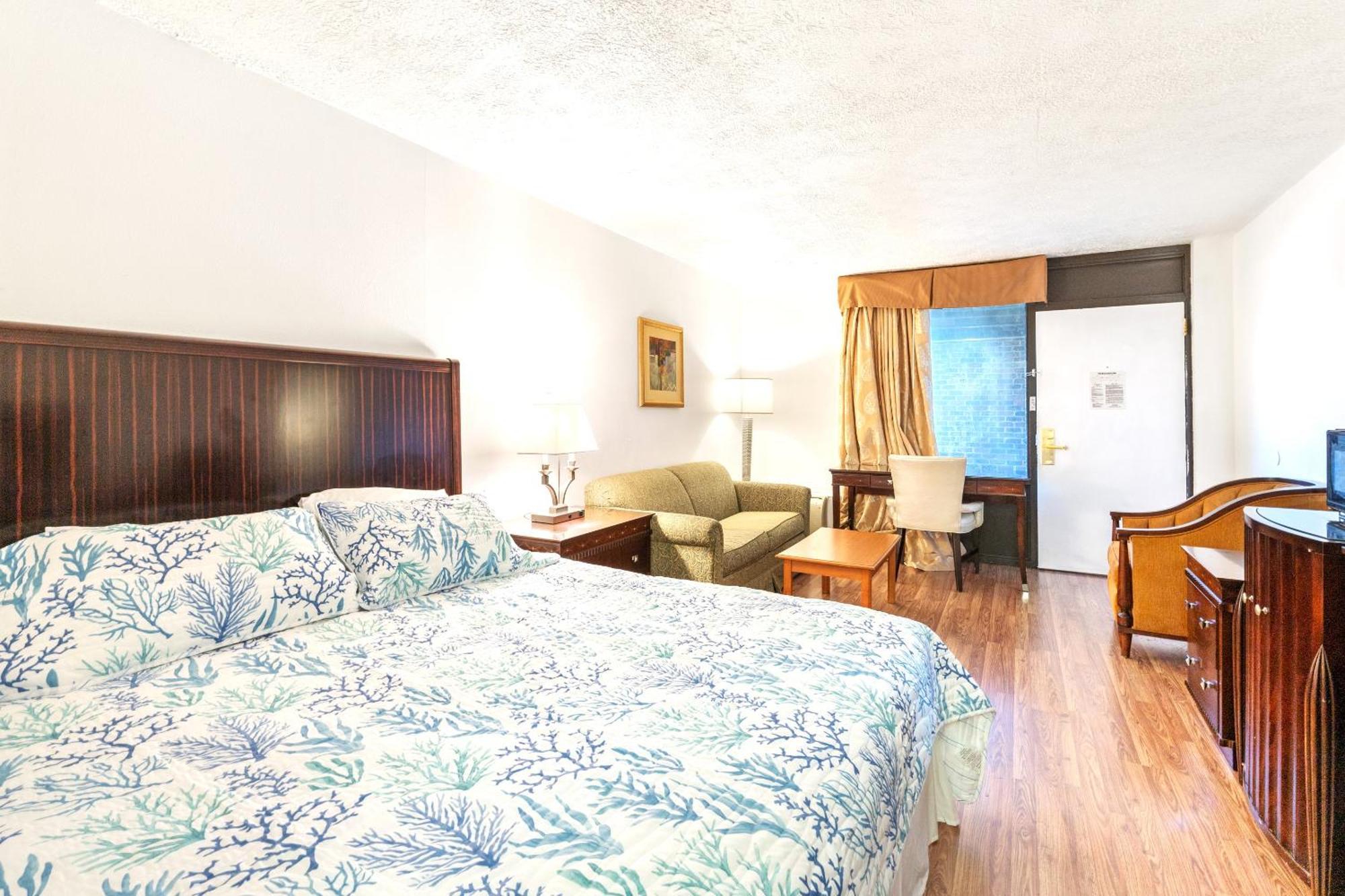 Williamsburg Suites Екстер'єр фото